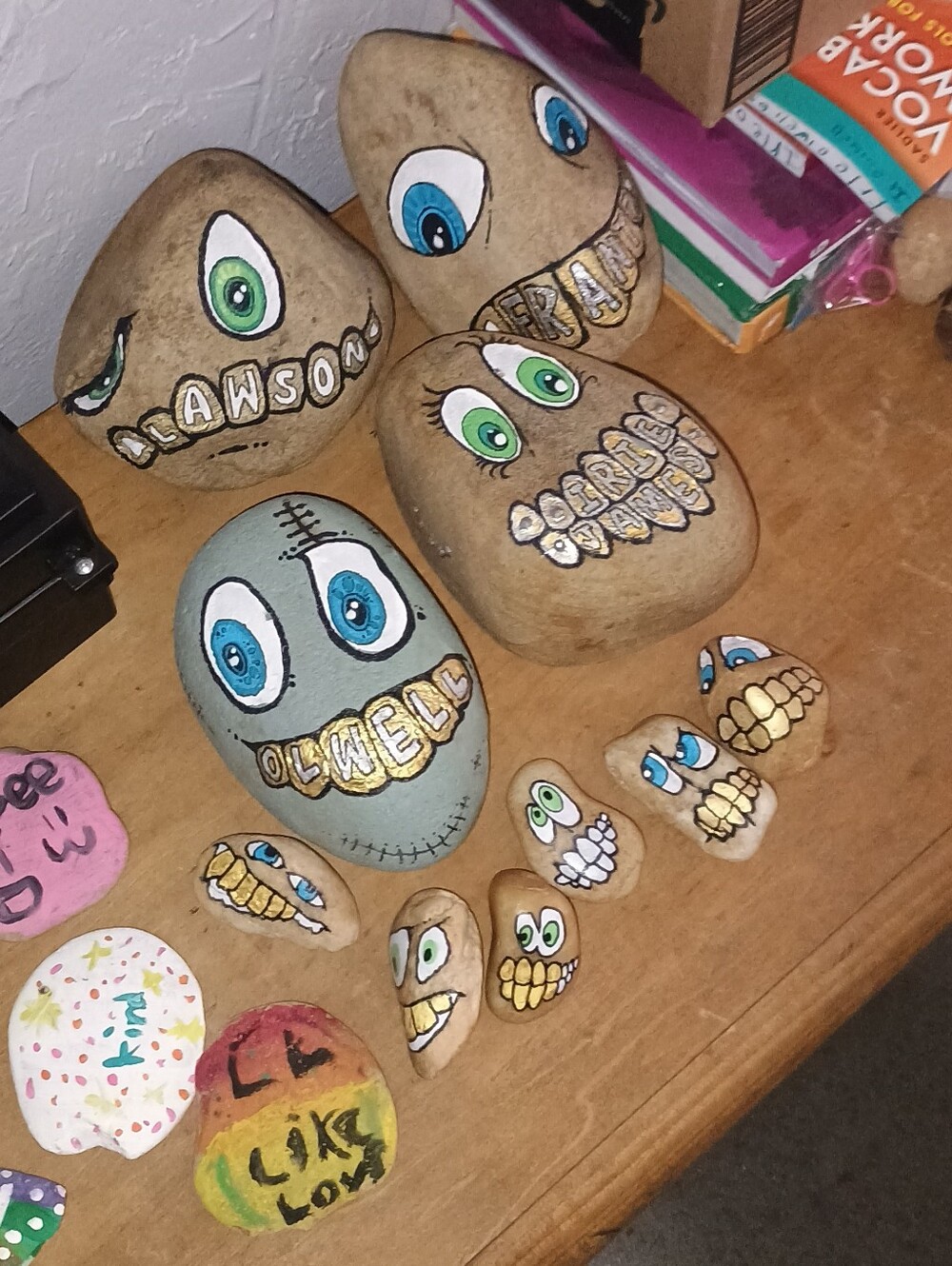 SET OF 5 Hand Painted Face Rocks - Decorative Stones - Picture 4 of 5